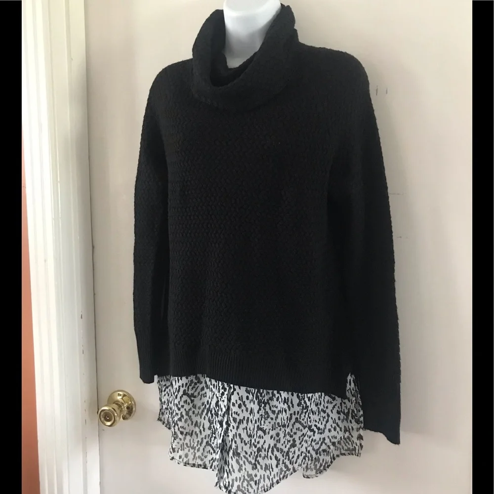 Como Black Sweater